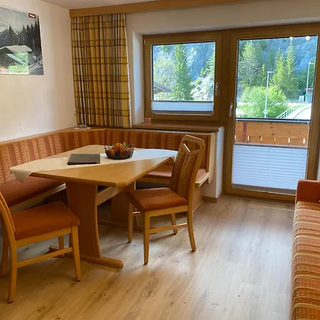 Haus Brandhofer * Häselgehr